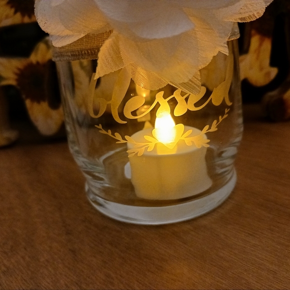 Hurricane Candle Holder with Etched Design - Picture 6 of 7